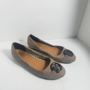 DAISY FUENTES BROWN FLATS SIZE 7.5